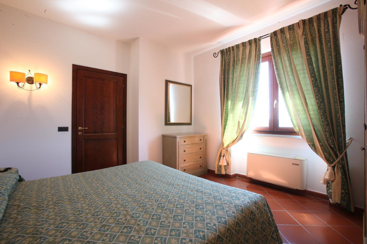 פורטו סנטו סטפנו Albergo Filippo II מראה חיצוני תמונה